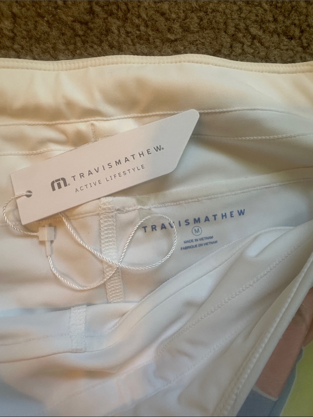 TravisMathew Womens Dune Grass Printed Golf Skort NWT Medium - Picture 3 of 4